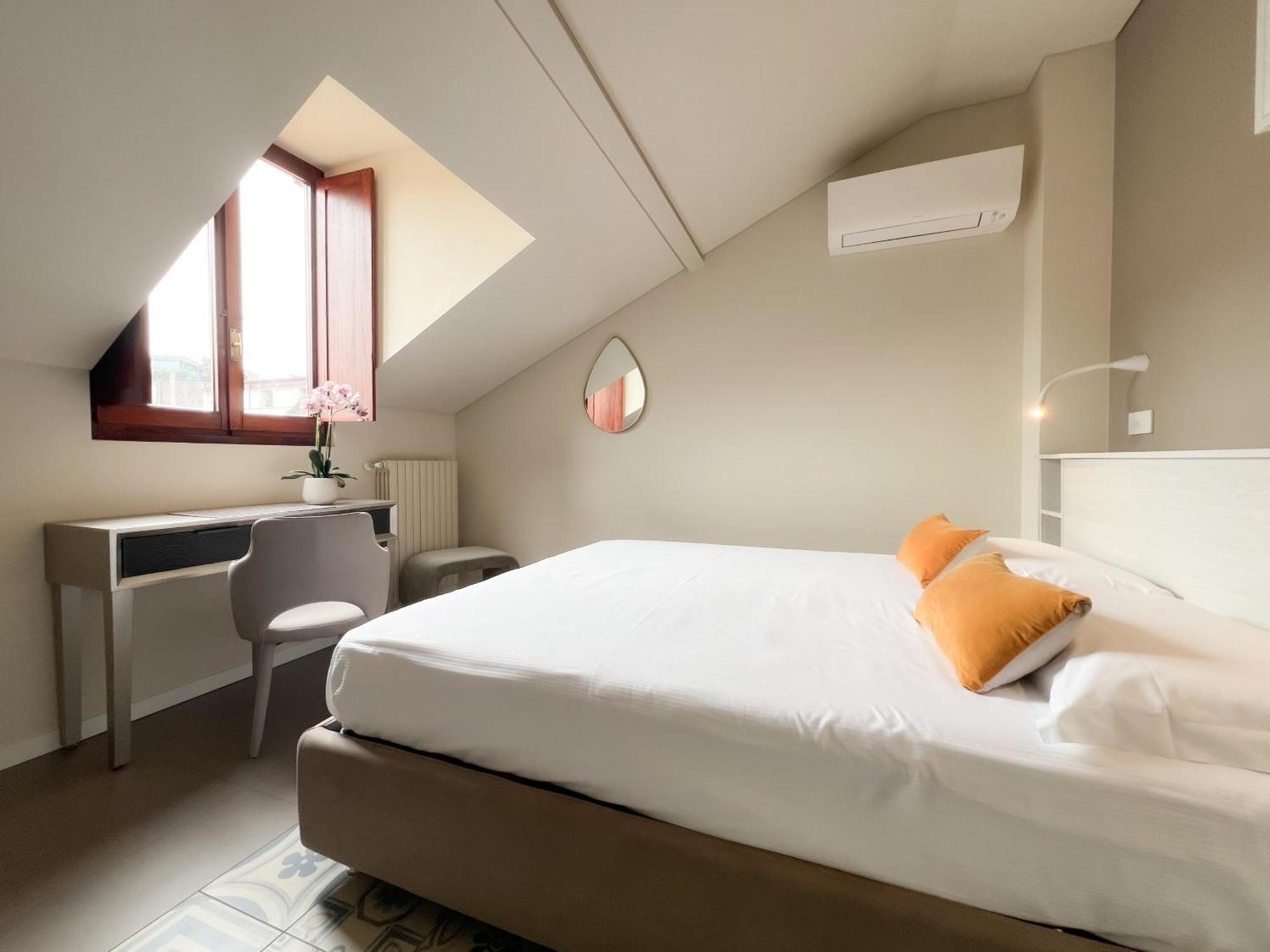 Comecasa 10 Minutes Walk From Duomo 2 Bedroom Apartment Milan Exterior photo