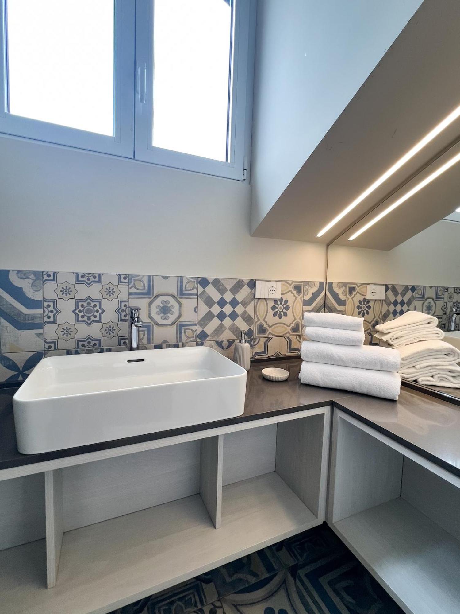 Comecasa 10 Minutes Walk From Duomo 2 Bedroom Apartment Milan Exterior photo