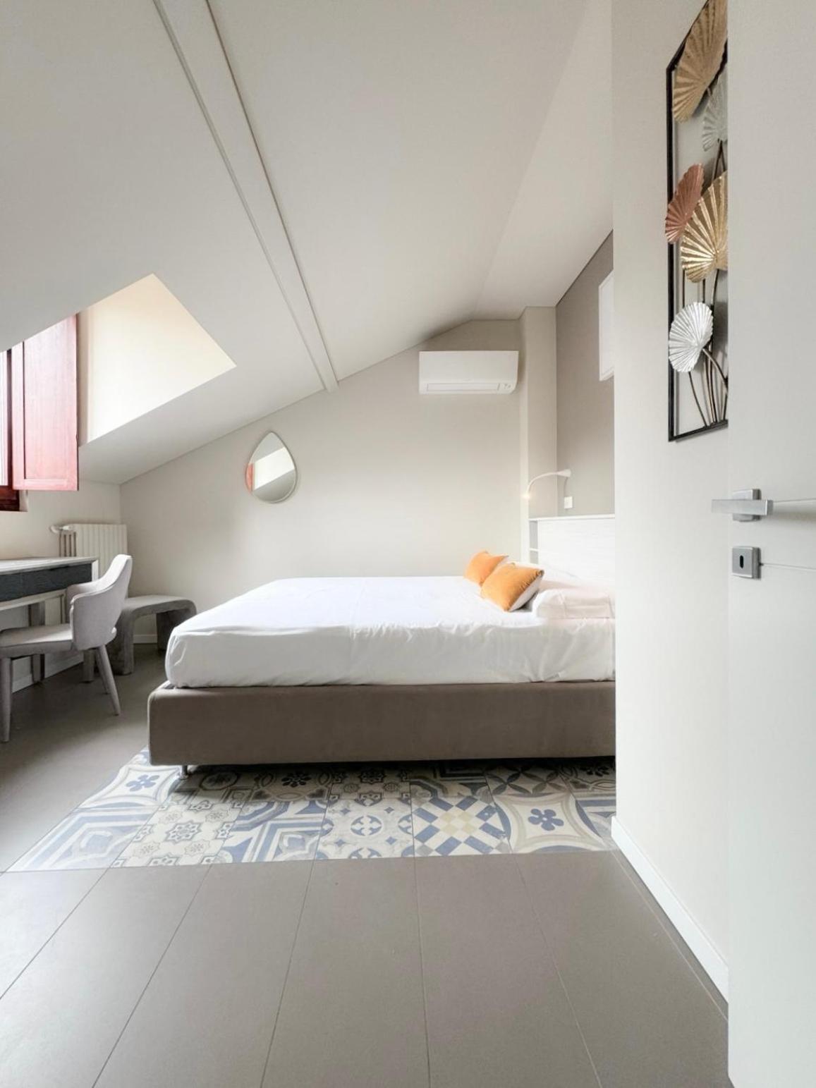 Comecasa 10 Minutes Walk From Duomo 2 Bedroom Apartment Milan Exterior photo