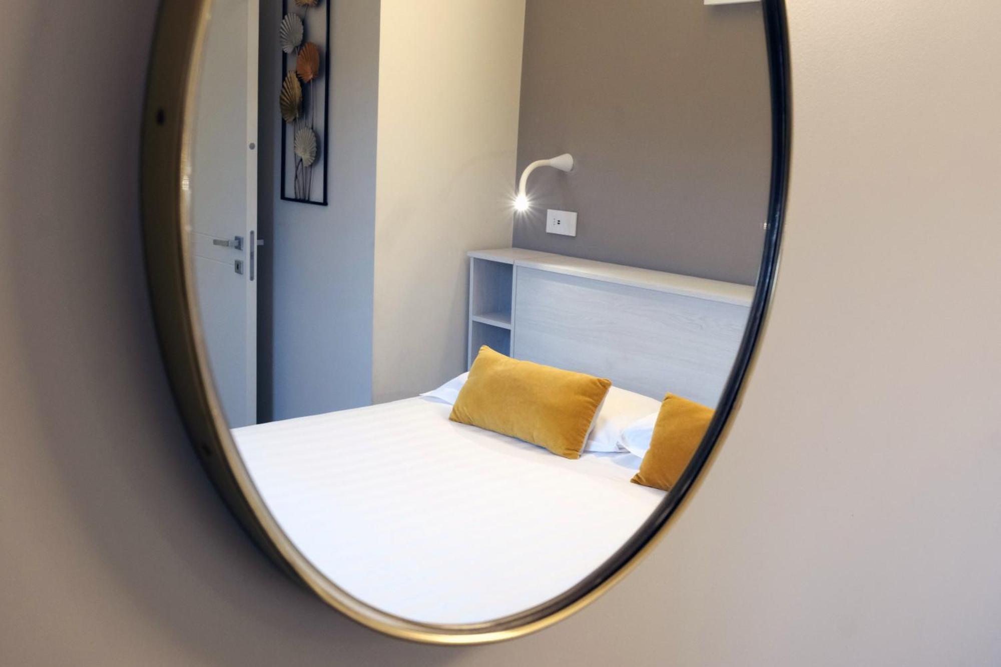 Comecasa 10 Minutes Walk From Duomo 2 Bedroom Apartment Milan Exterior photo